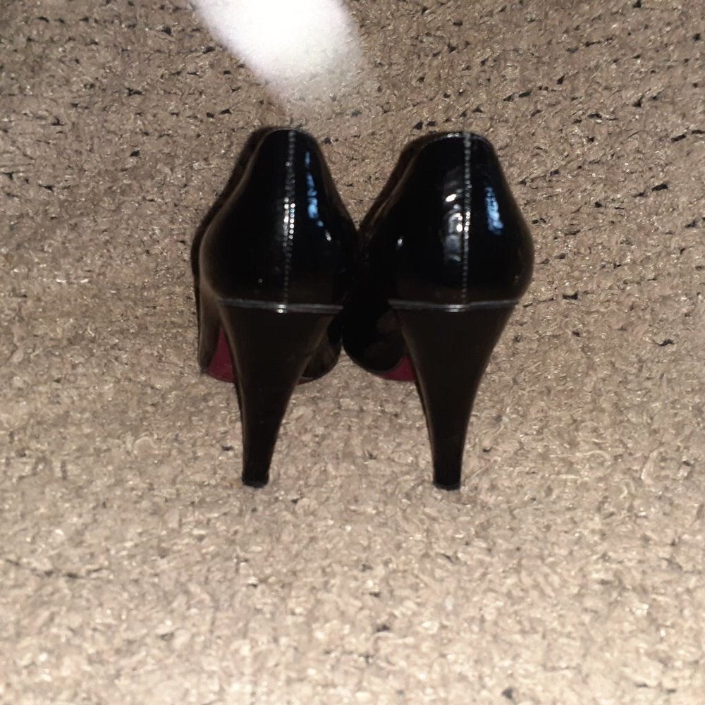 DOLCE AND GABBANA-Vernice Naplack Pumps-Black Crinkly Patent Leather-Sz 5.5-EX - Picture 5 of 6